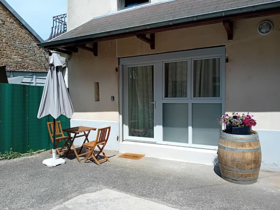 Appartement 2 Pieces Le Louveteau Arbois Exterior foto